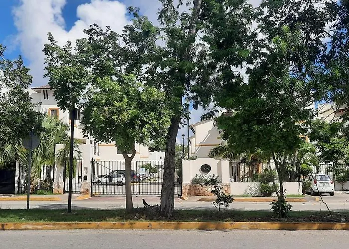 En Fraccionamiento Privado 6 Personas, 5 Camas, Piscina Cerca De La Playa Appartement Playa del Carmen
