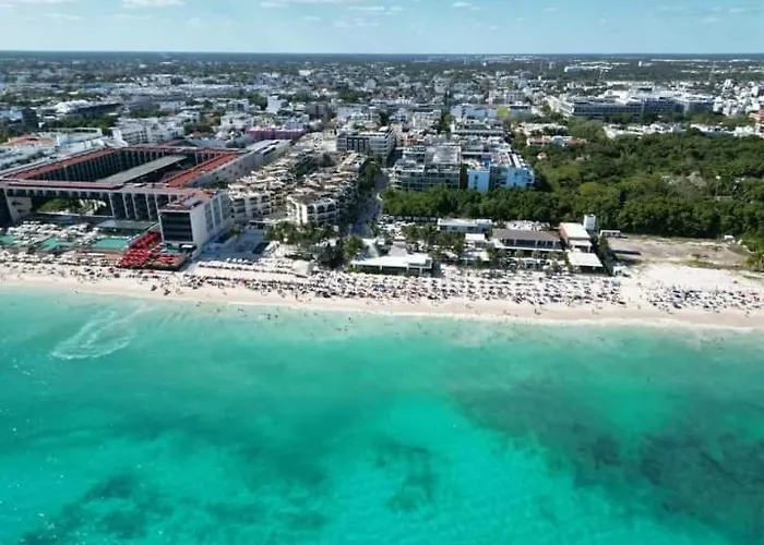 En Fraccionamiento Privado 6 Personas, 5 Camas, Piscina Cerca De La Playa